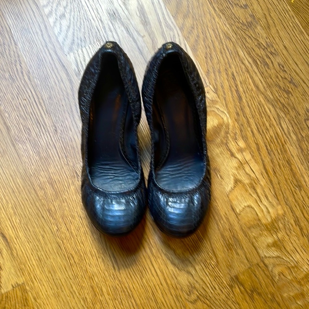 Authentic Navy Tory Burch real snakeskin wedge w/ round toe